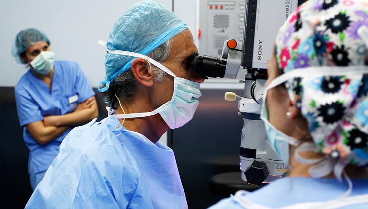 Dr. Güell operant cataracta